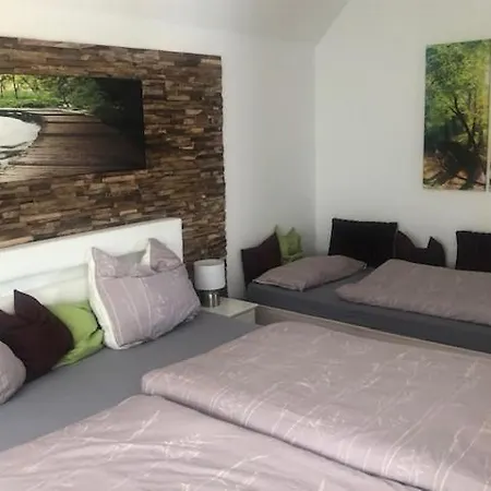 Sehr Schoene Ufernahe Ebenerdige Ferienwohnung Pura Vida Auf Der Halbinsel Scheid Scheid  Exterior foto