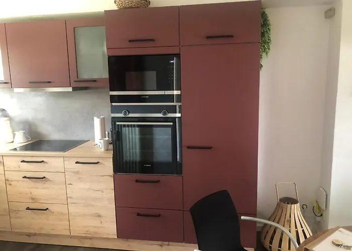 Sehr Schoene Ufernahe Ebenerdige Ferienwohnung Pura Vida Auf Der Halbinsel Scheid