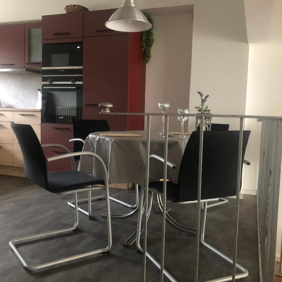 Sehr Schoene Ufernahe Ebenerdige Pura Vida Auf Der Halbinsel Scheid Apartment